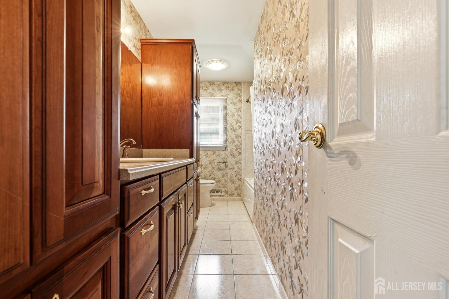 6 New Dover Road East Brunswick NJ 08816