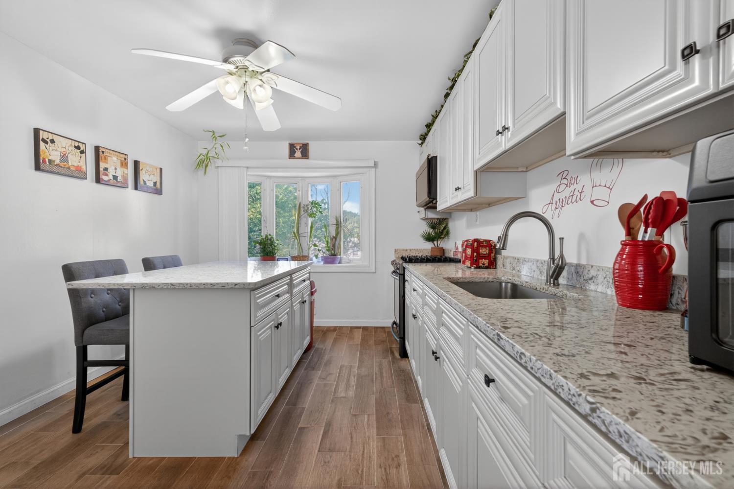 742 Gornik Drive Perth Amboy NJ 08861