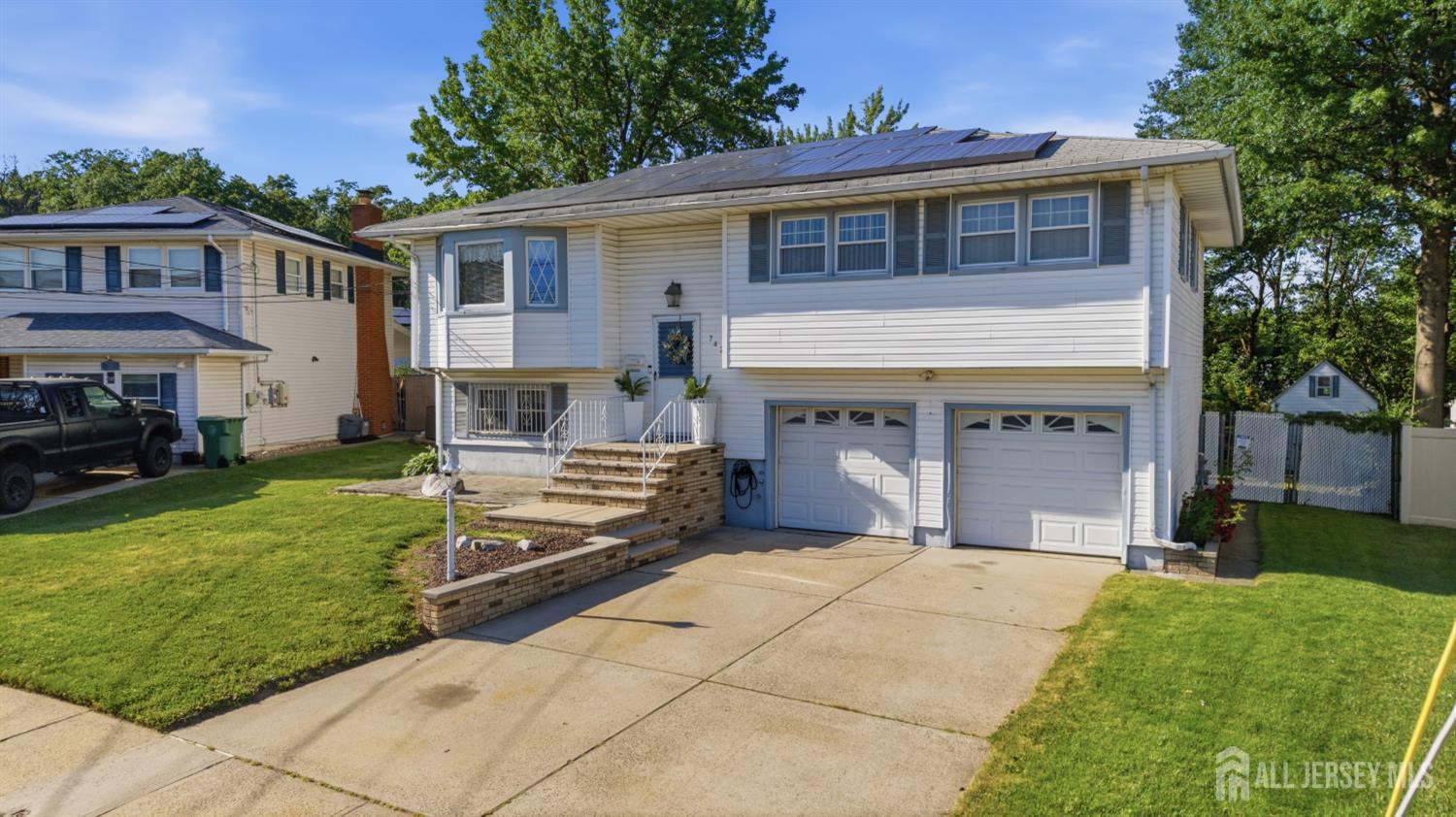 742 Gornik Drive Perth Amboy NJ 08861