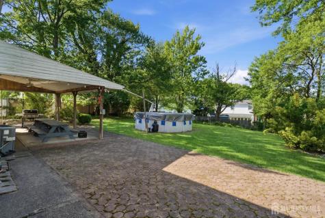 742 Gornik Drive Perth Amboy NJ 08861