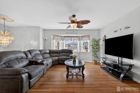 742 Gornik Drive Perth Amboy NJ 08861