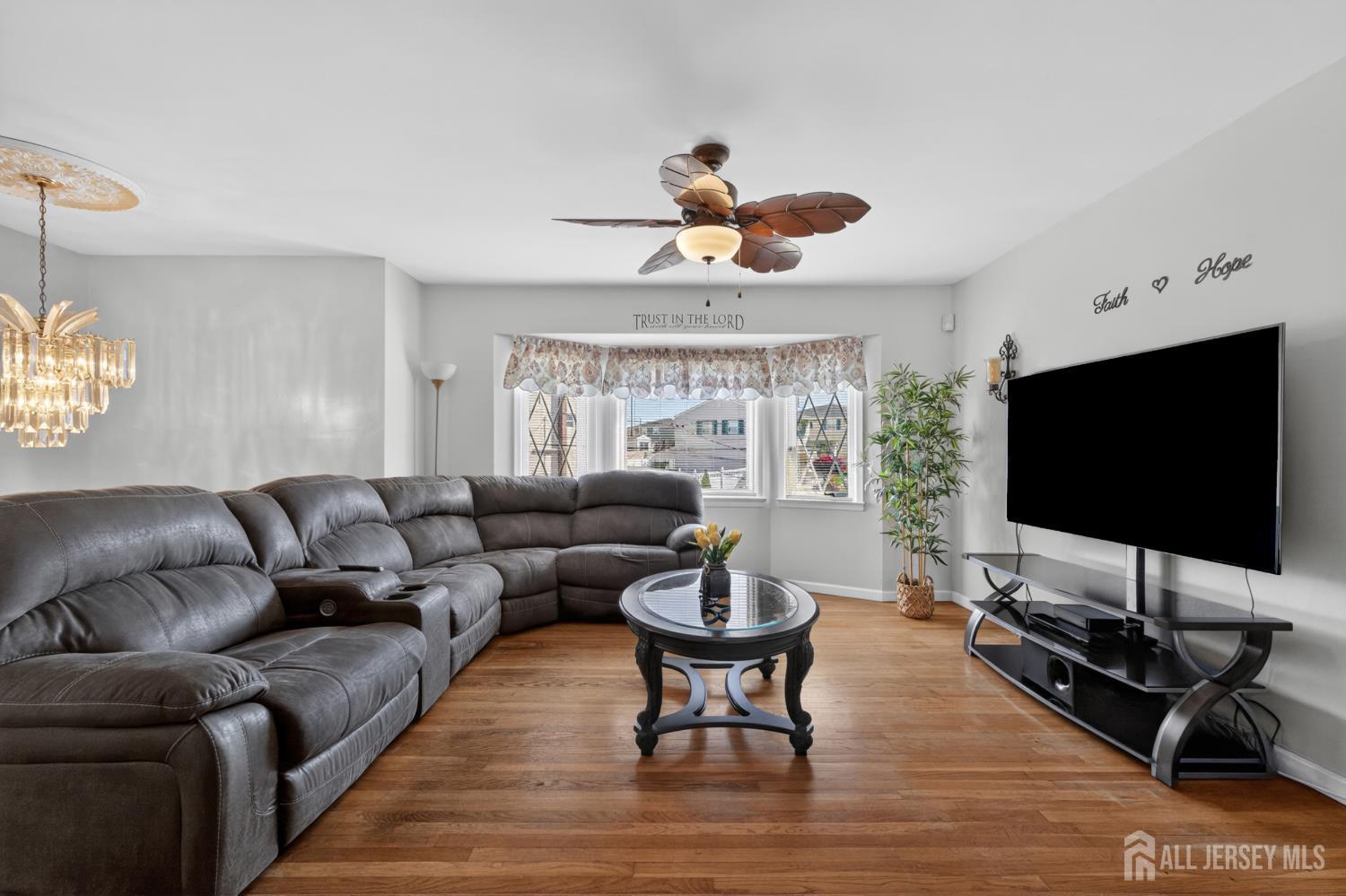 742 Gornik Drive Perth Amboy NJ 08861