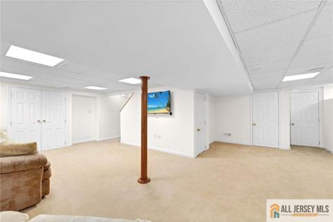 25 Stanley Avenue South Brunswick NJ 08810