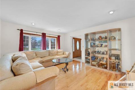 25 Stanley Avenue South Brunswick NJ 08810