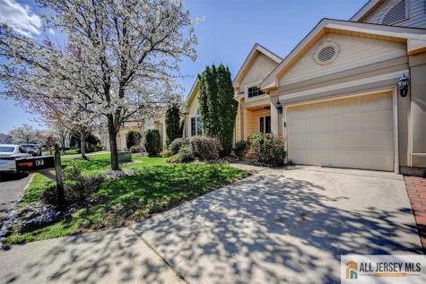 17 Umberland Place Monroe NJ 08831