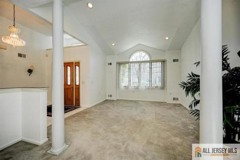 17 Umberland Place Monroe NJ 08831