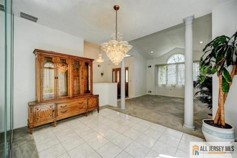 17 Umberland Place Monroe NJ 08831