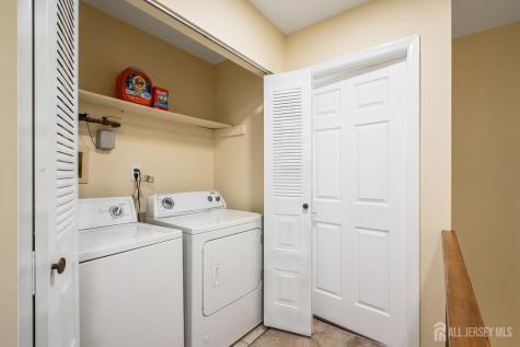 374 Constitution Circle North Brunswick NJ 08902