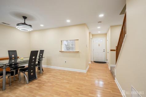 374 Constitution Circle North Brunswick NJ 08902
