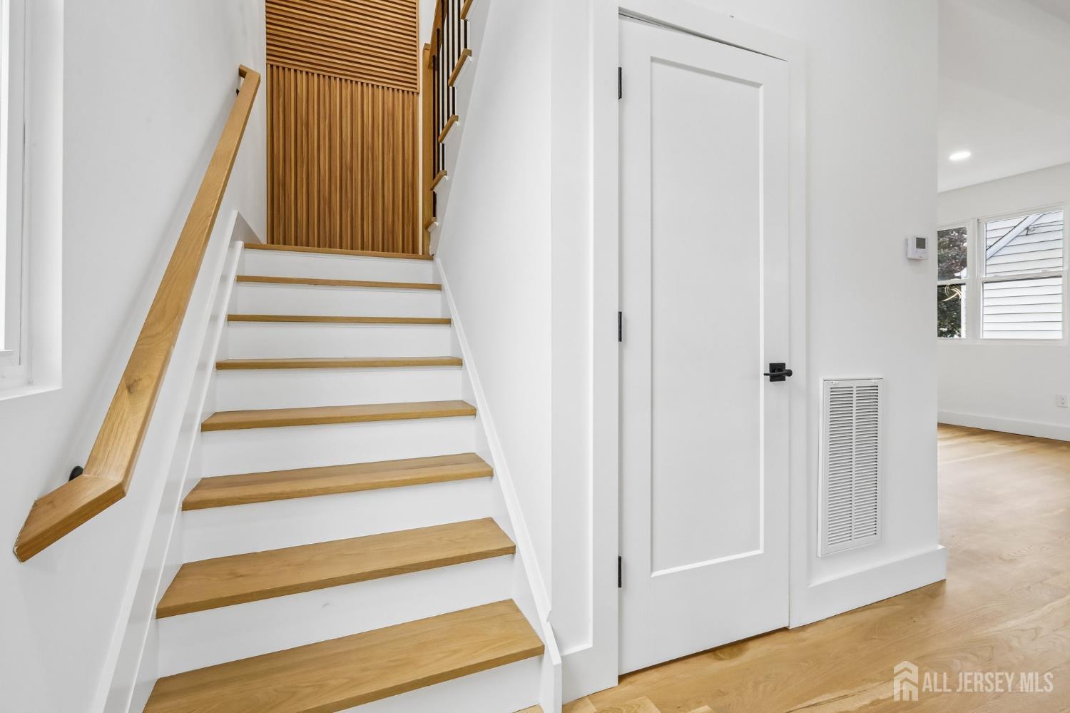 58 N Fern Street Edison NJ 08817