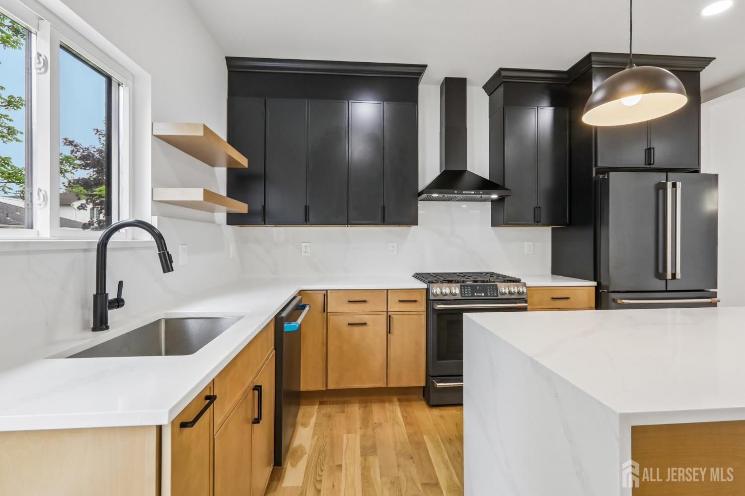 58 N Fern Street Edison NJ 08817
