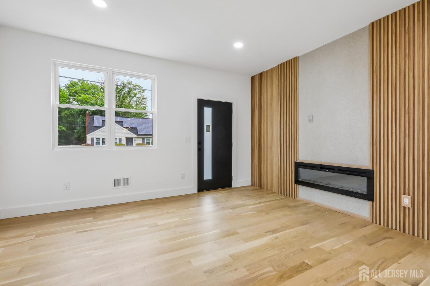 58 N Fern Street Edison NJ 08817