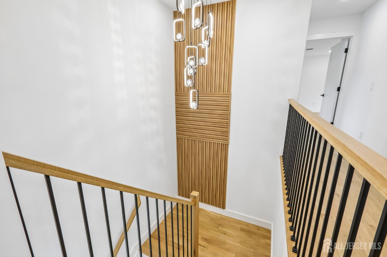 58 N Fern Street Edison NJ 08817