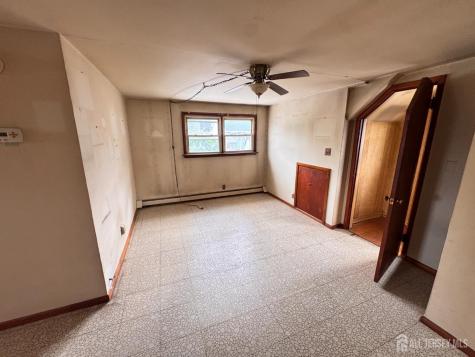 554 Ridgeway Avenue Sayreville NJ 08879