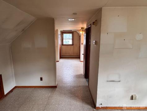 554 Ridgeway Avenue Sayreville NJ 08879