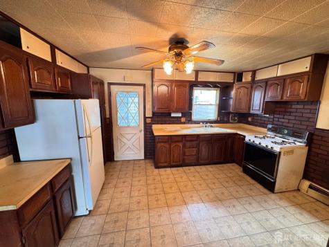 554 Ridgeway Avenue Sayreville NJ 08879