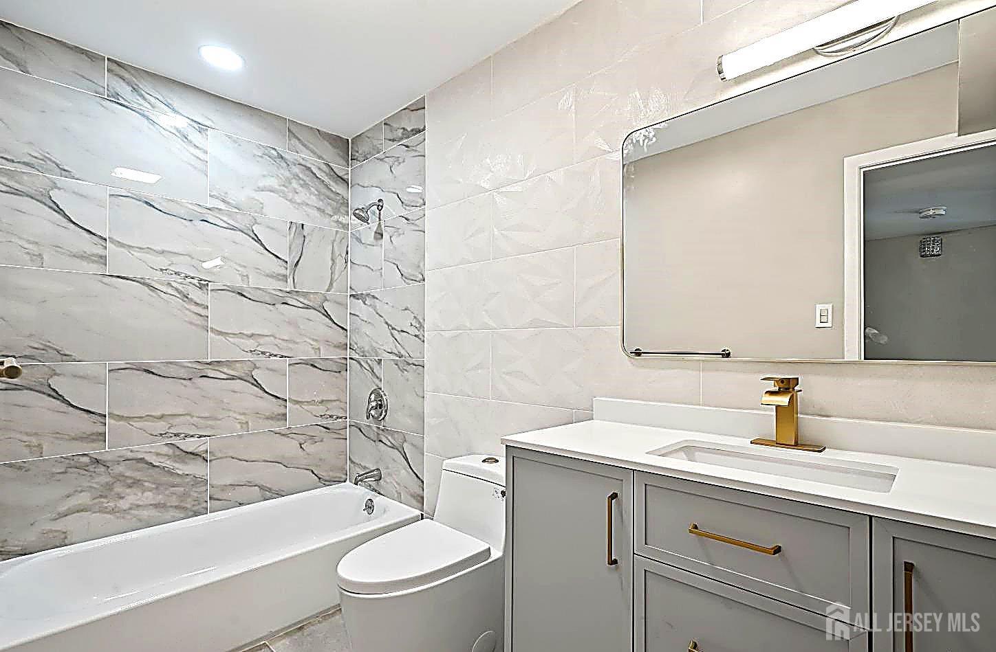 12 Wynwood Drive South Brunswick NJ 08852