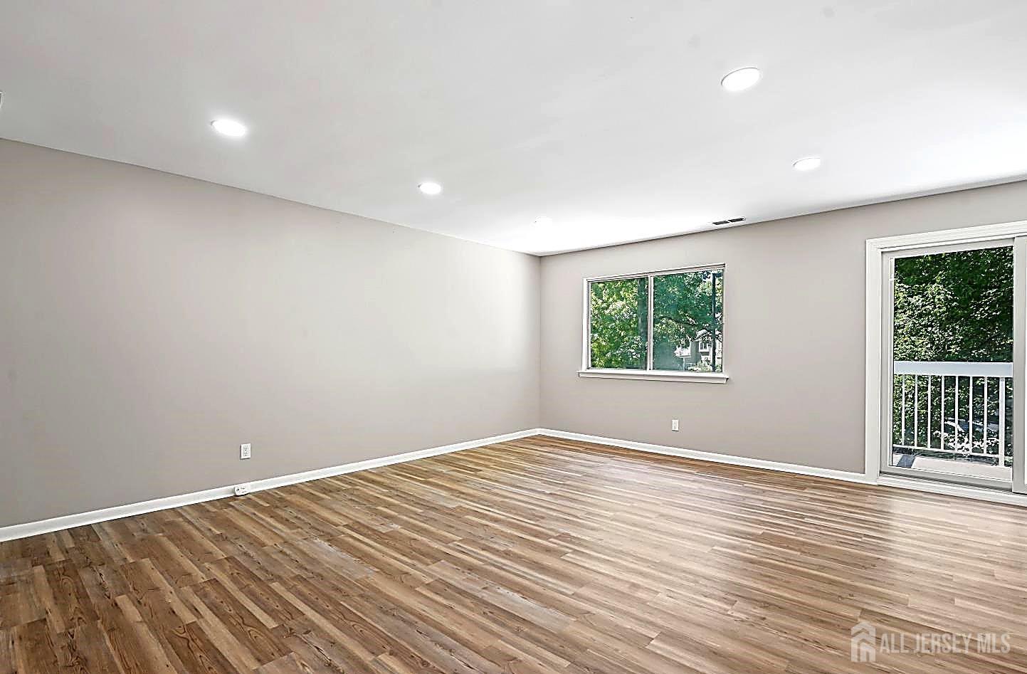 12 Wynwood Drive South Brunswick NJ 08852