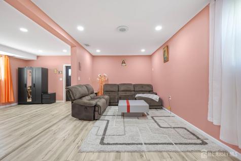 292 Summerhill Road East Brunswick NJ 08816