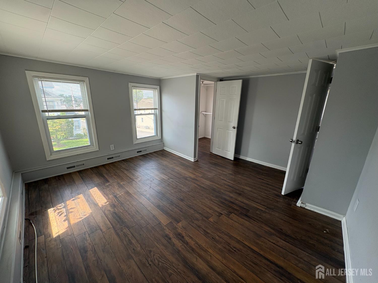 52 Dane Street Sayreville NJ 08872