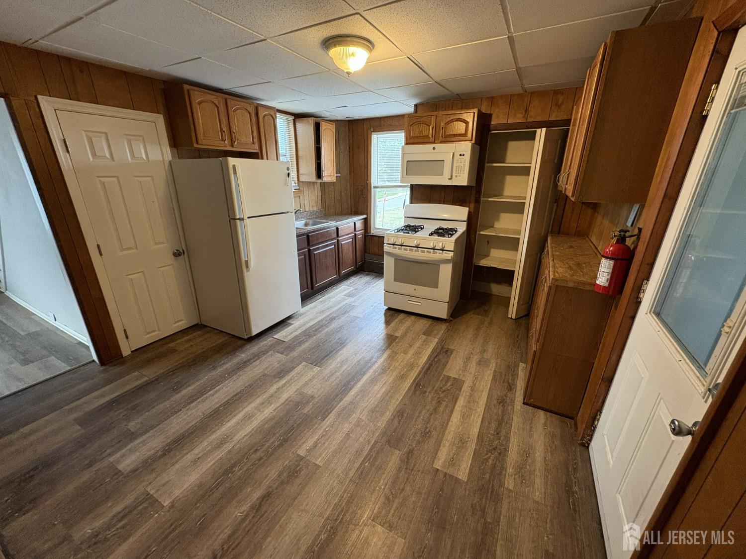 52 Dane Street Sayreville NJ 08872