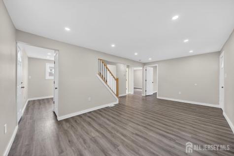 121 Dorothy Street Carteret NJ 07008