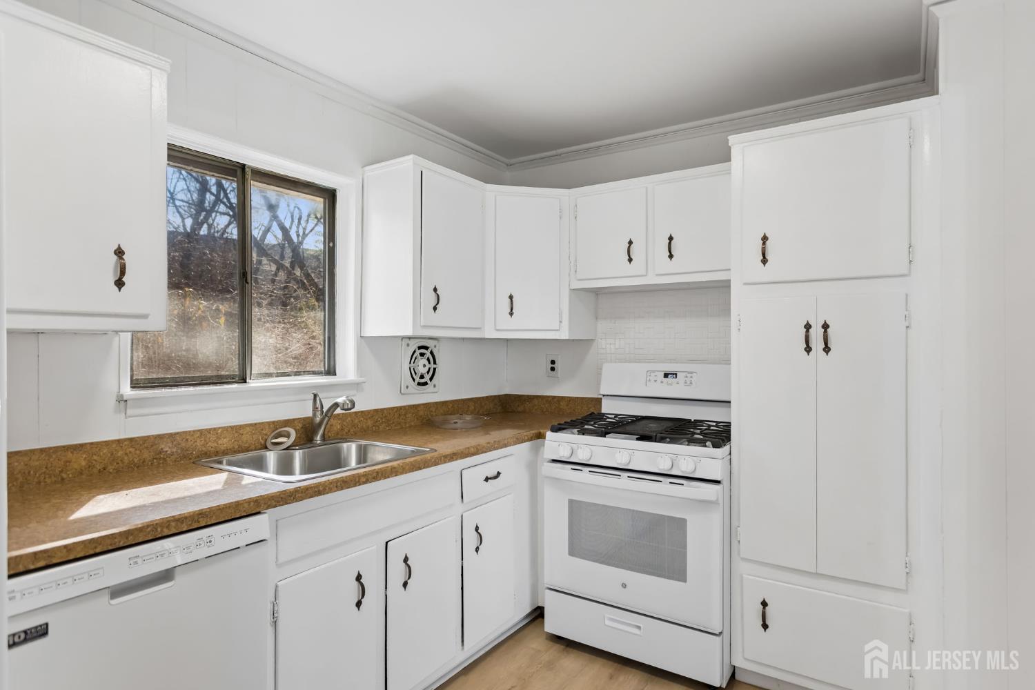 39 Gage Road East Brunswick NJ 08816