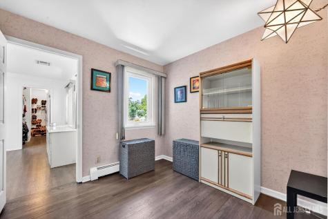 229 Grandview Avenue Piscataway NJ 08854