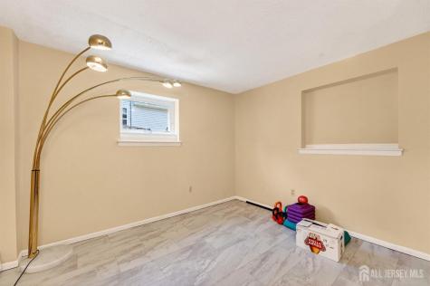 229 Grandview Avenue Piscataway NJ 08854