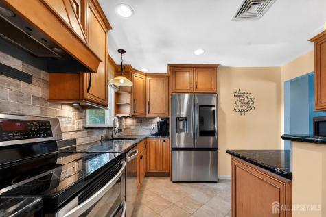 229 Grandview Avenue Piscataway NJ 08854