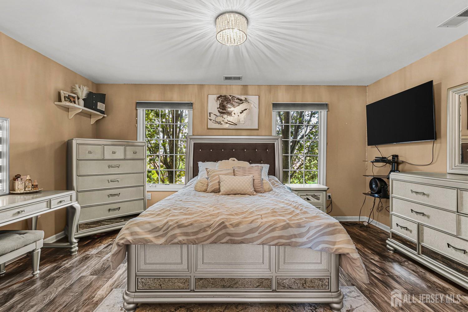 2 Lexington Court Monroe NJ 08831