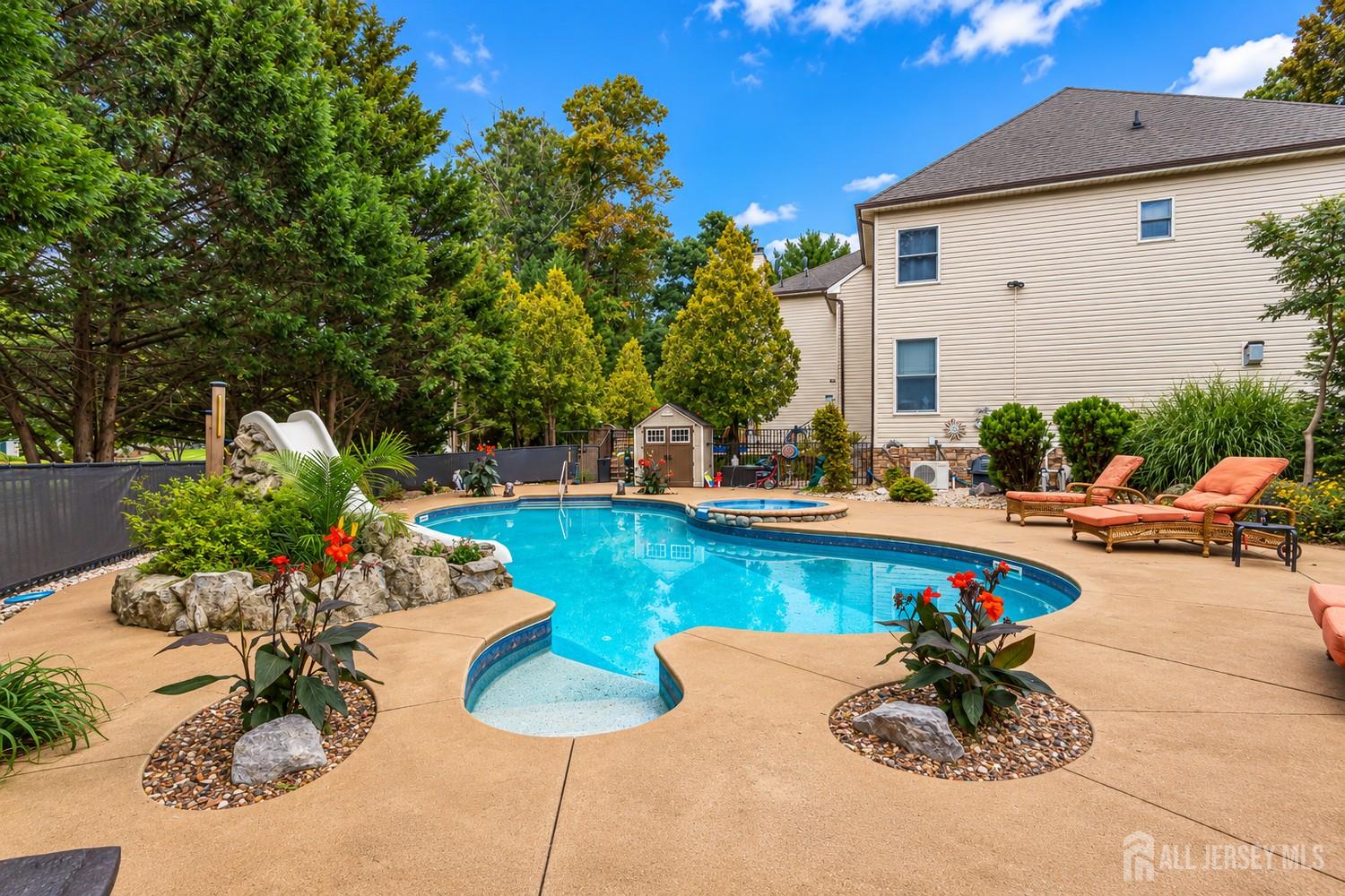2 Lexington Court Monroe NJ 08831