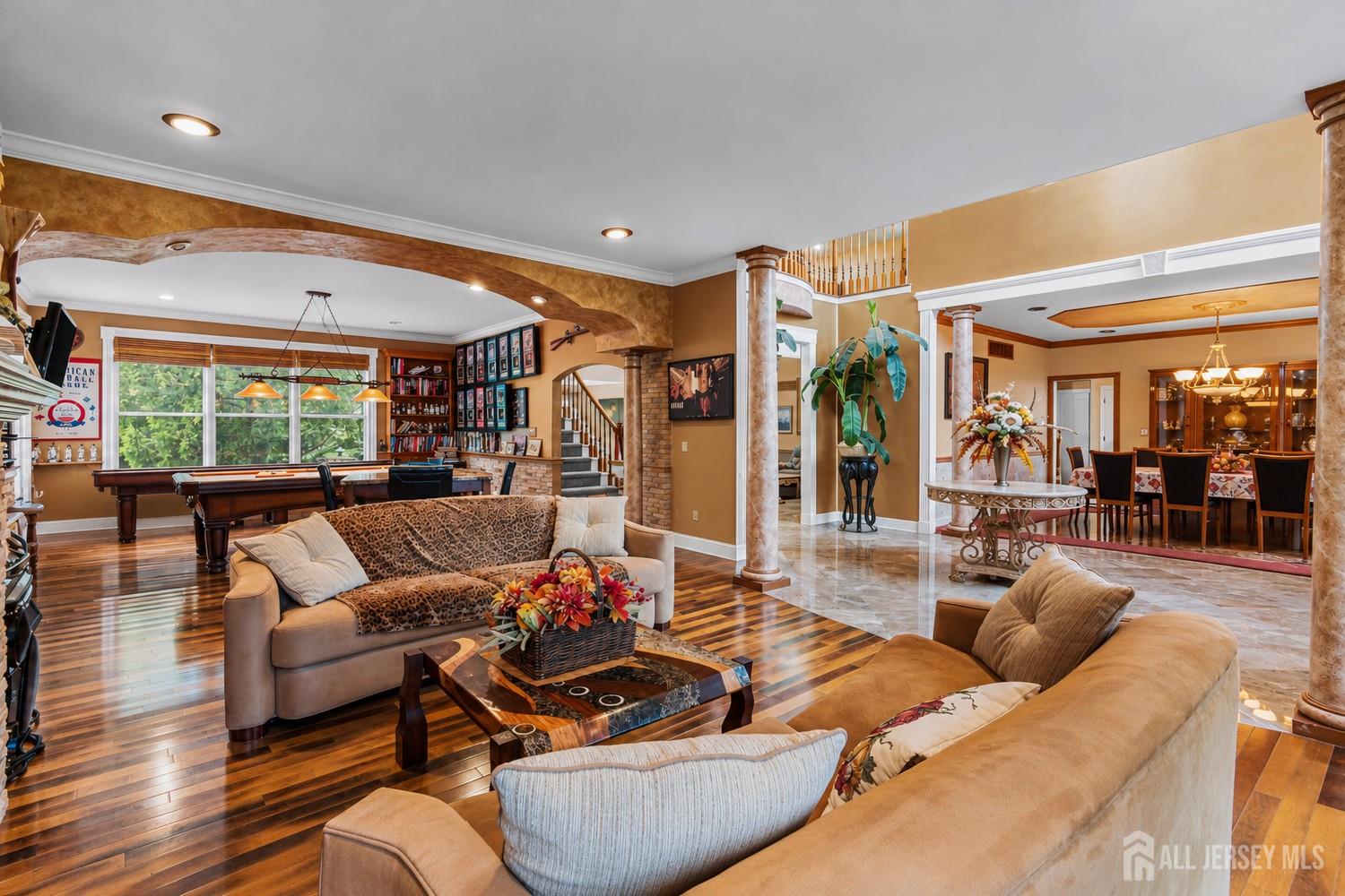 2 Lexington Court Monroe NJ 08831