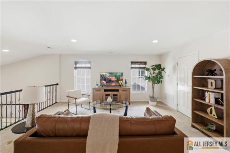 22 Edgemere Drive South Brunswick NJ 08824