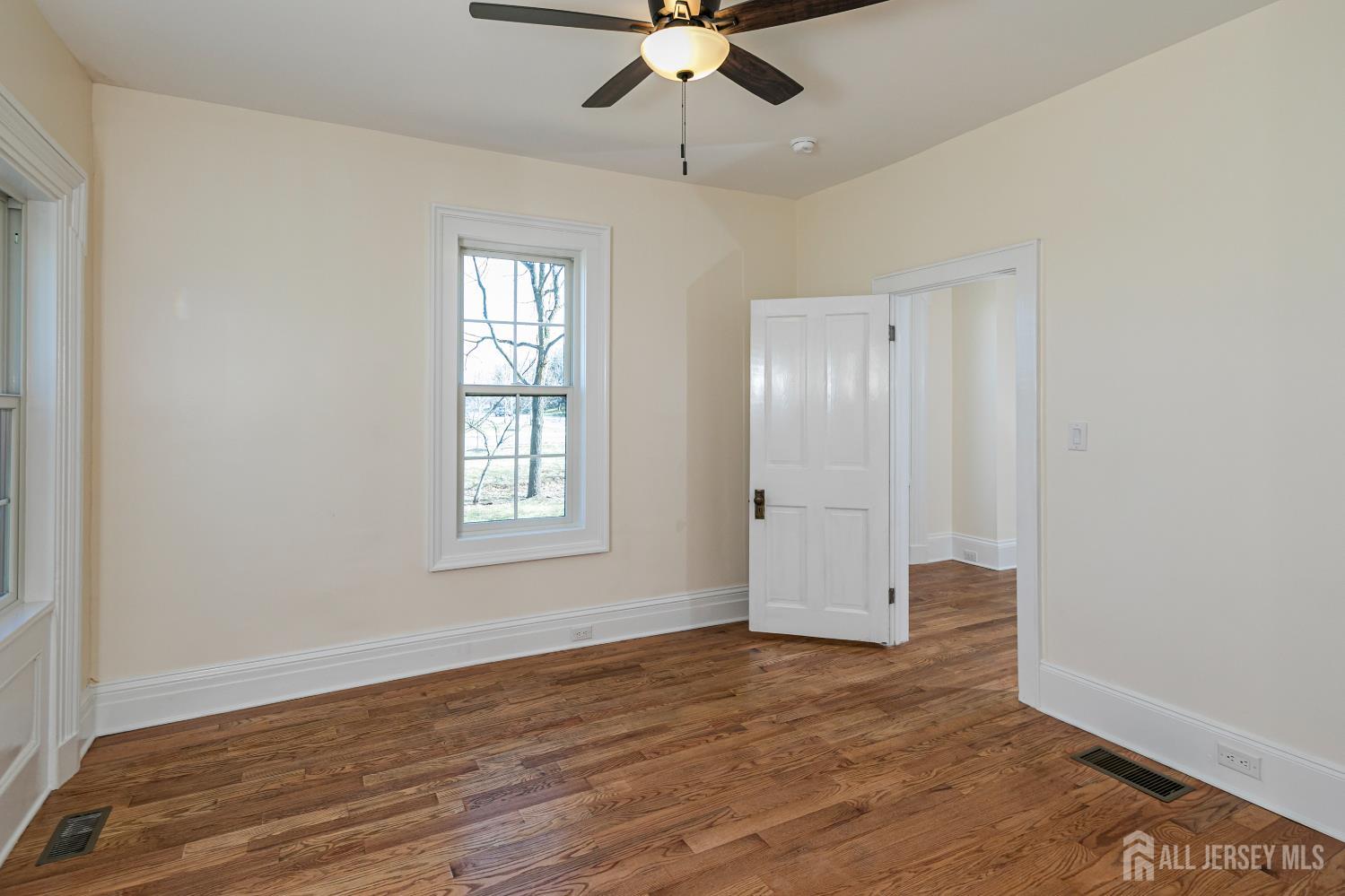 784 Ridge Road South Brunswick NJ 08852