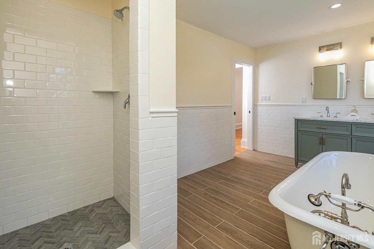 784 Ridge Road South Brunswick NJ 08852