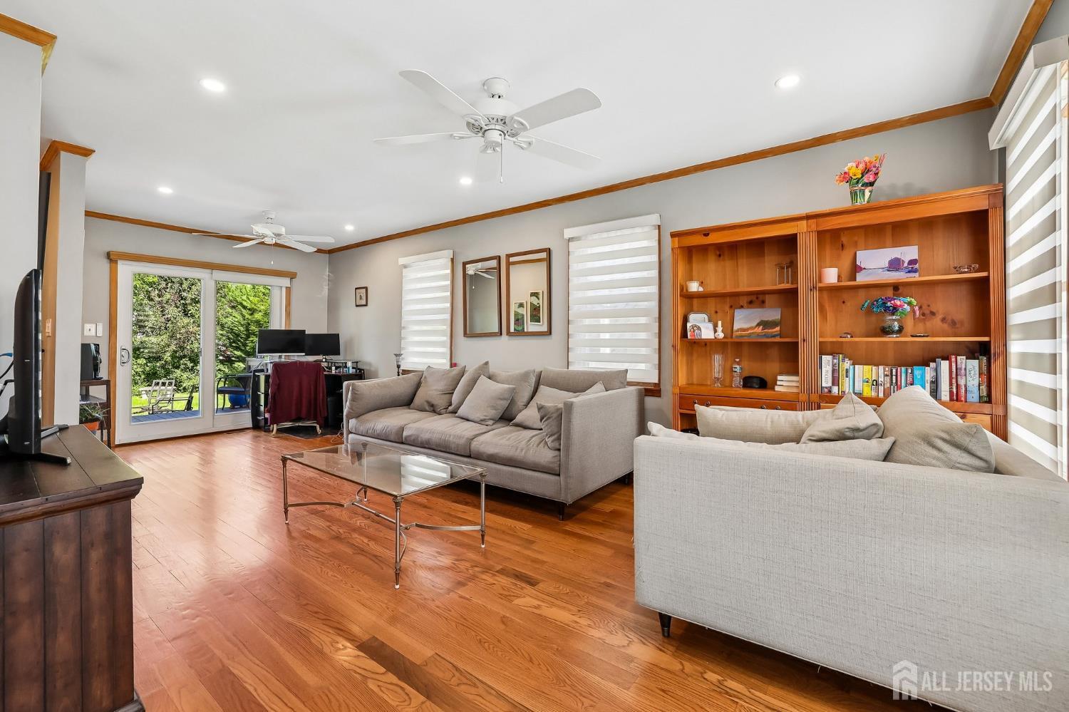 29 Madison Avenue Avenel NJ 07001