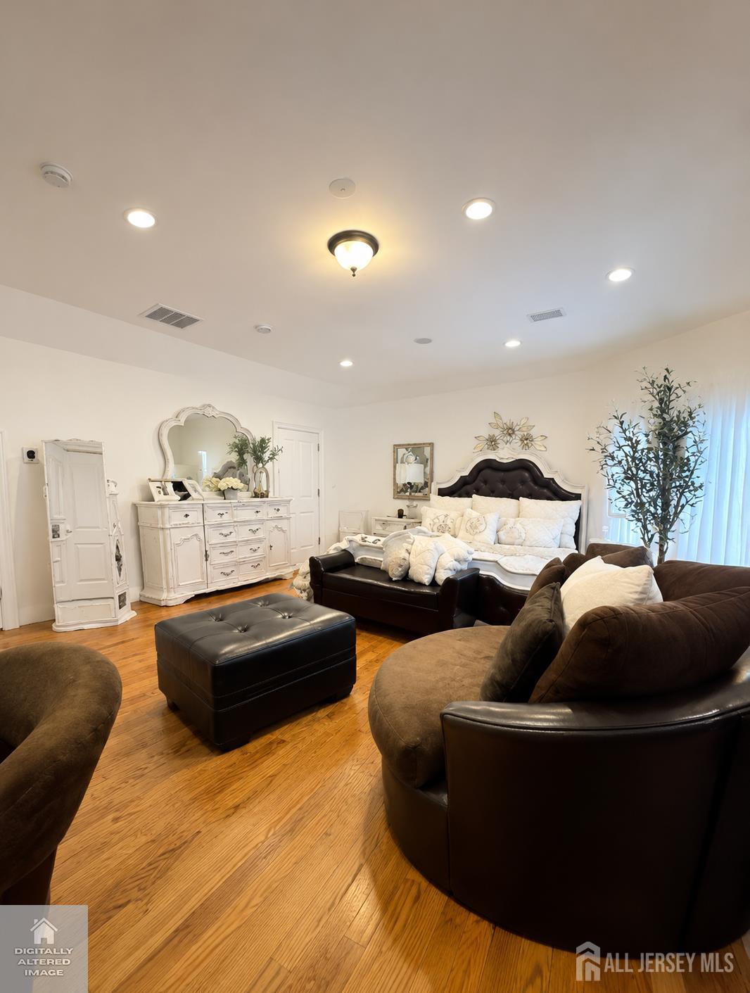 402 Thomas Street Perth Amboy NJ 08861