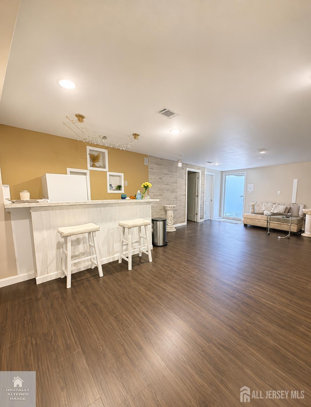 402 Thomas Street Perth Amboy NJ 08861