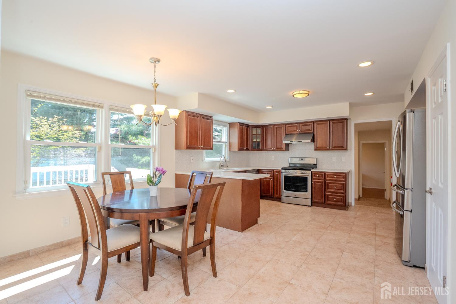 14 Dov Place South Brunswick NJ 08824