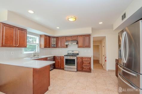 14 Dov Place South Brunswick NJ 08824