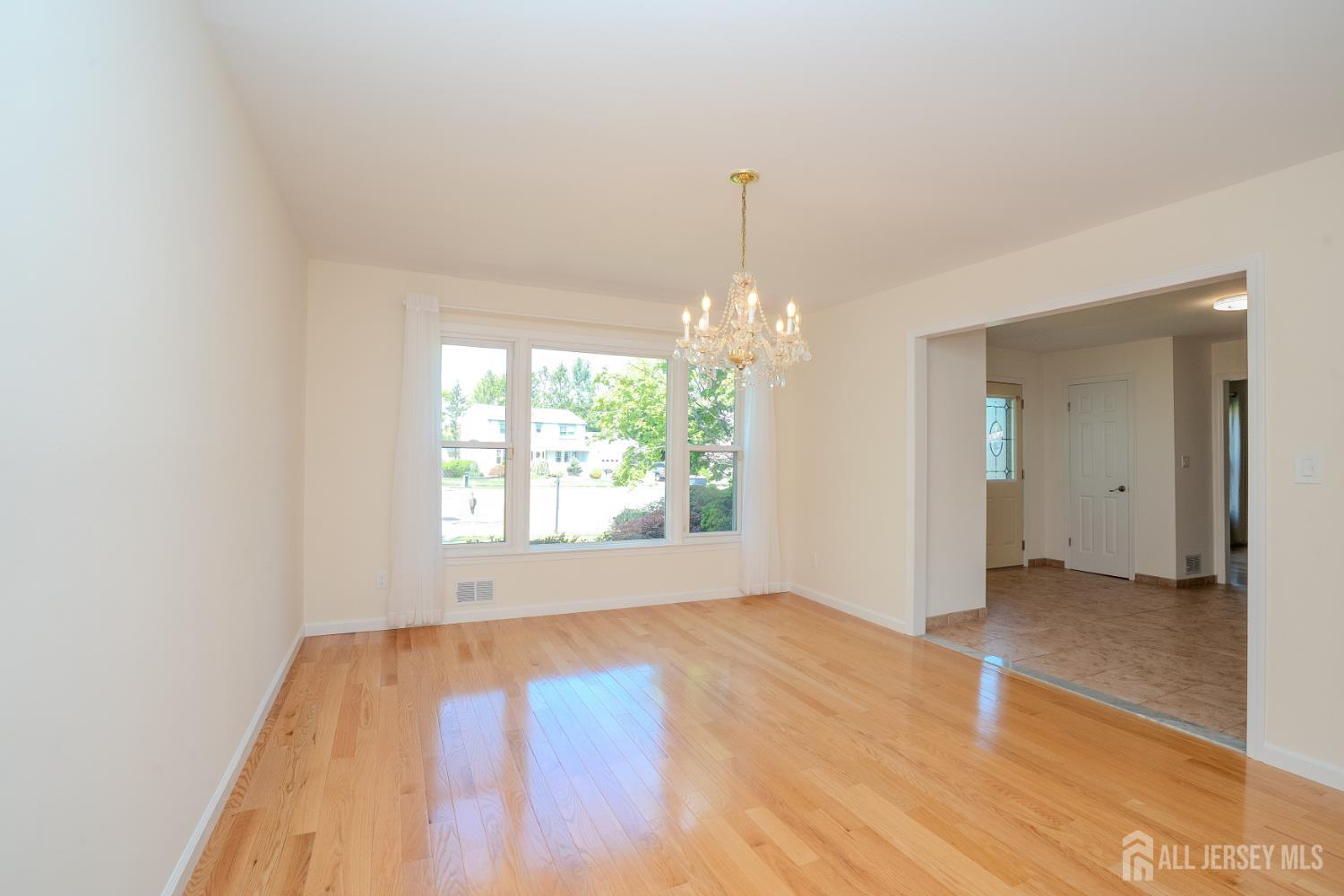 14 Dov Place South Brunswick NJ 08824