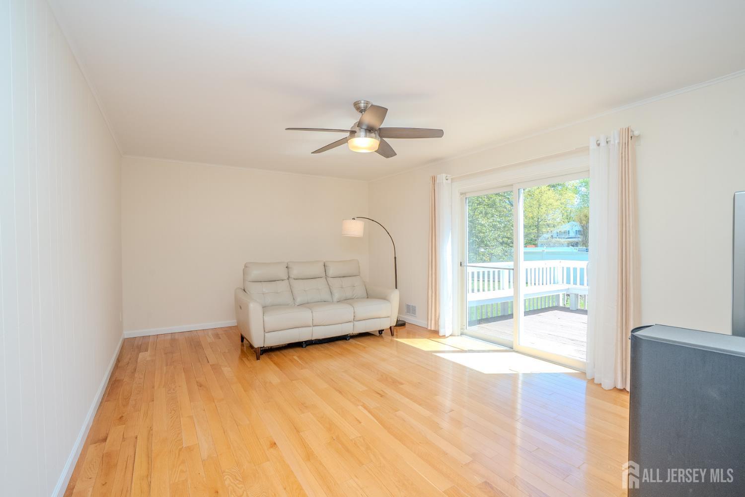14 Dov Place South Brunswick NJ 08824