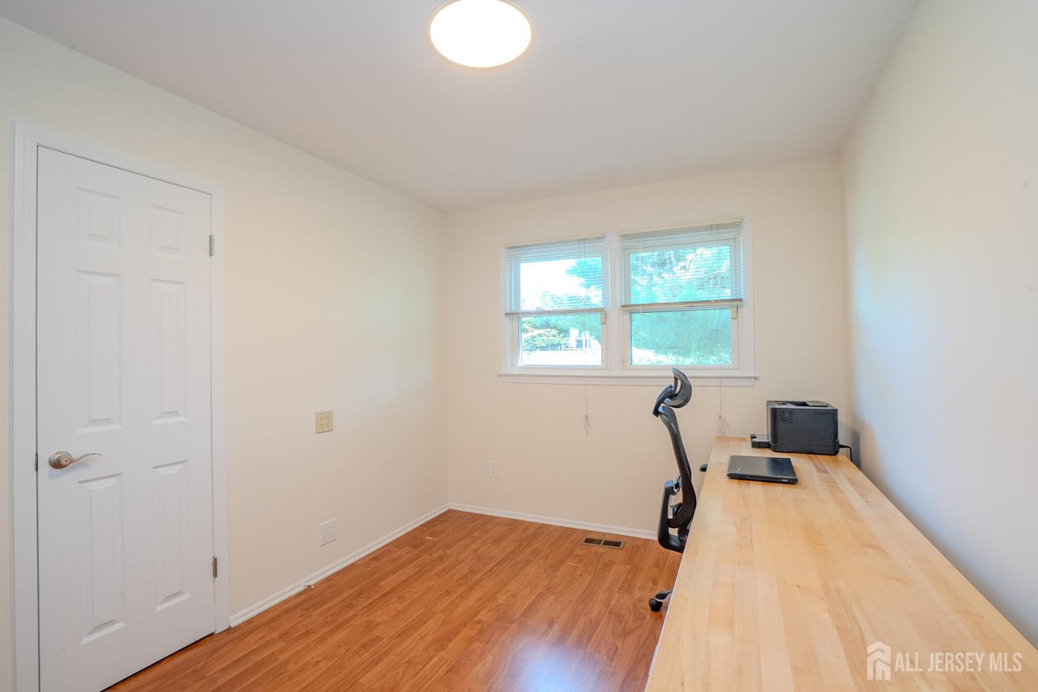 14 Dov Place South Brunswick NJ 08824