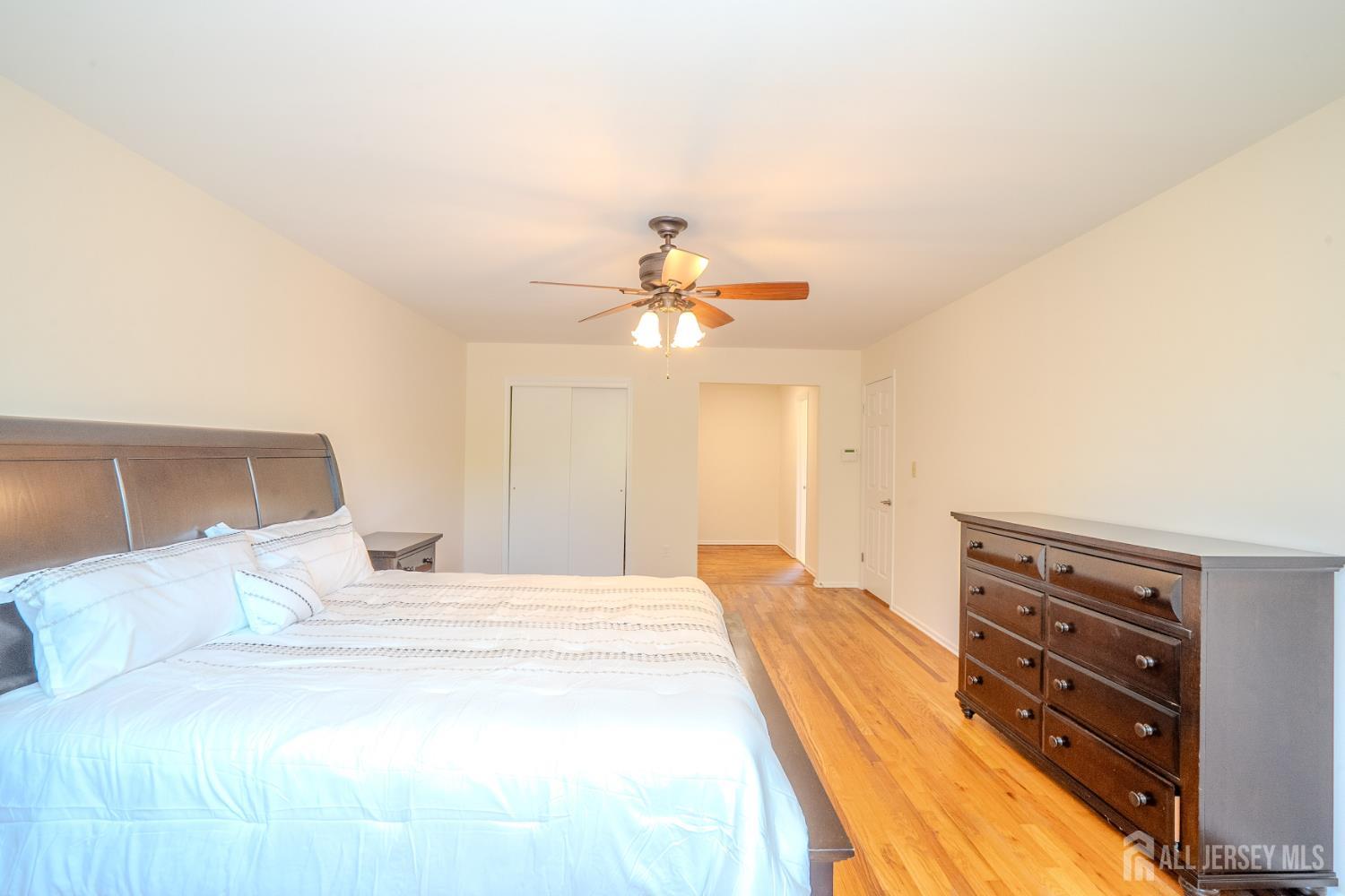 14 Dov Place South Brunswick NJ 08824