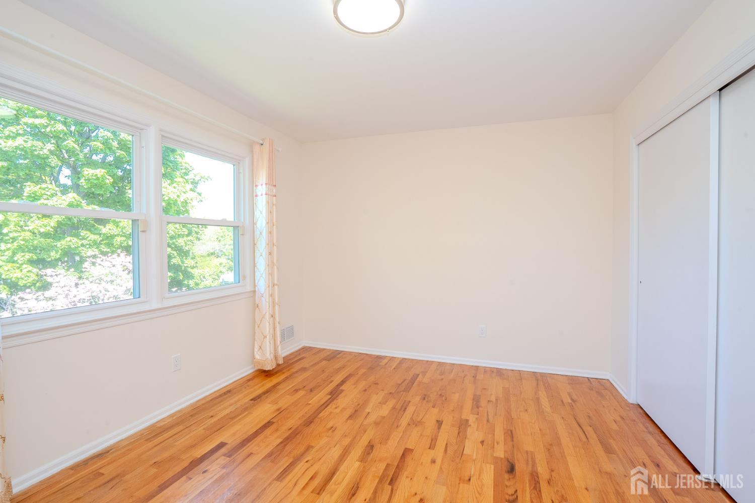 14 Dov Place South Brunswick NJ 08824