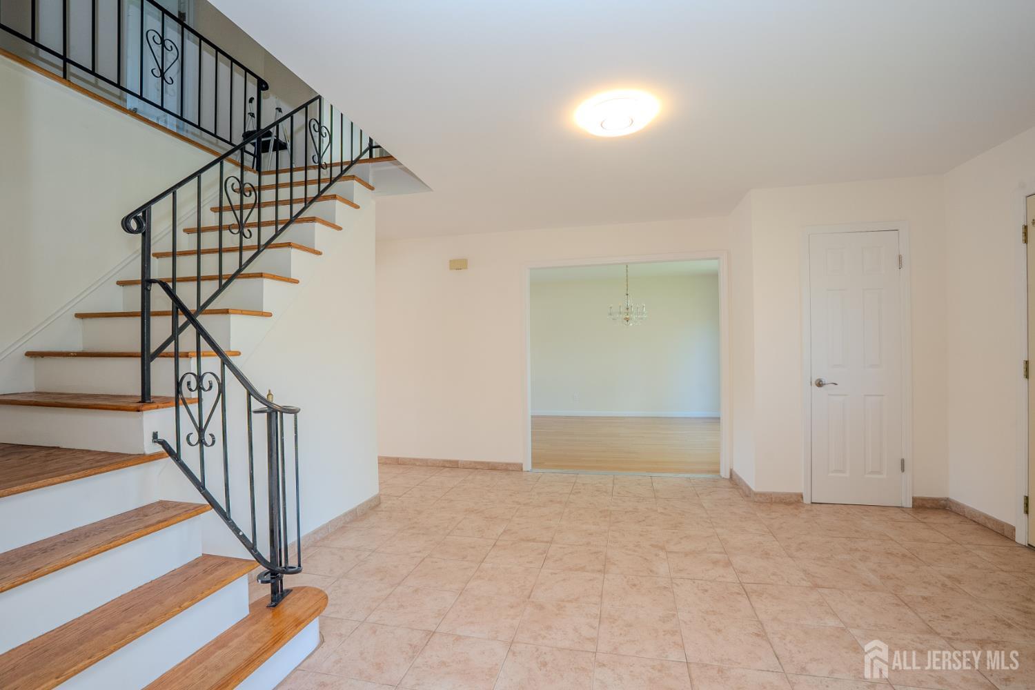 14 Dov Place South Brunswick NJ 08824
