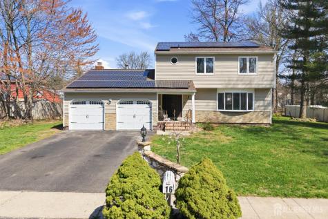 16 Mckinley Street Edison NJ 08820