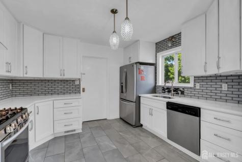 15 Rolfe Avenue Highland Park NJ 08904