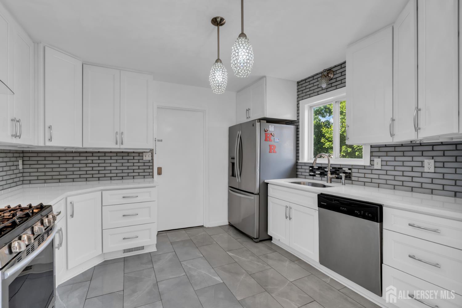 15 Rolfe Avenue Highland Park NJ 08904